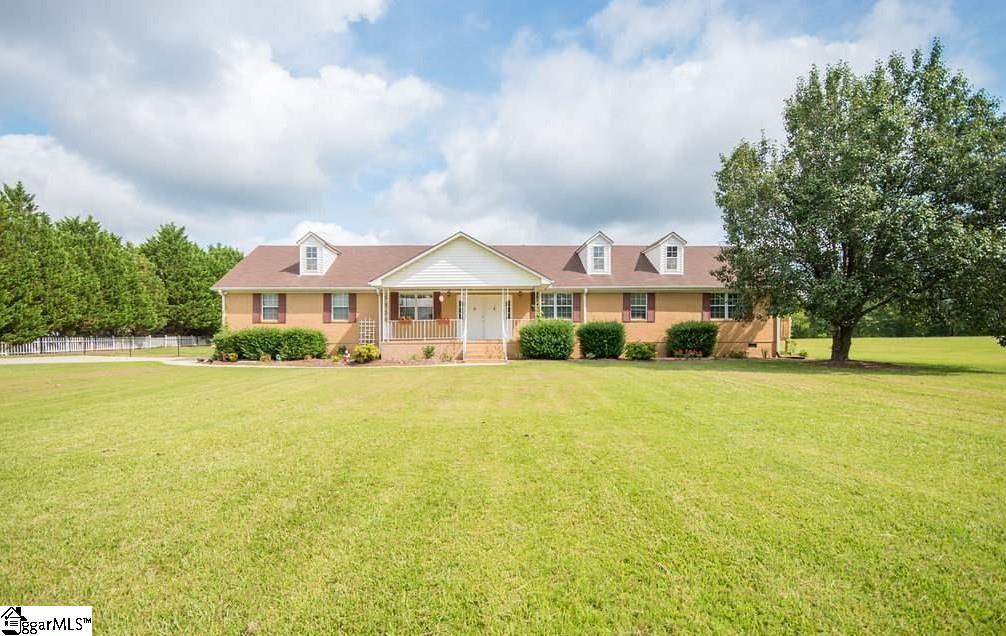 298 Barker Road Simpsonville, SC 29680 - Photo 1 of 22 Gallery Image 1
