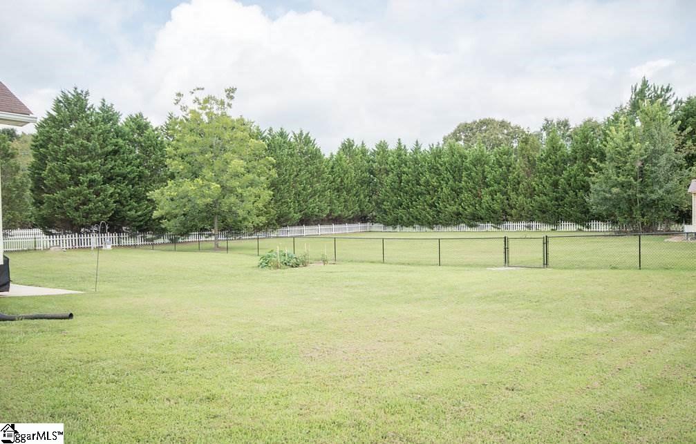 298 Barker Road Simpsonville, SC 29680 - Photo 8 of 22 Gallery Image 8