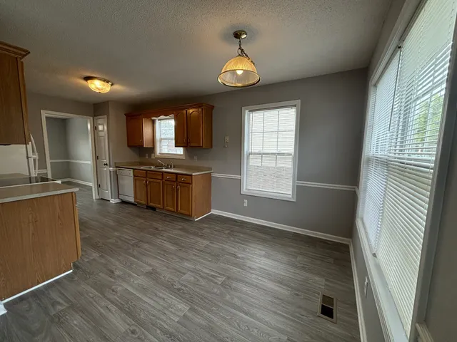 $1,825 | 3404 Queensbury Road, Clarksville, TN 37042