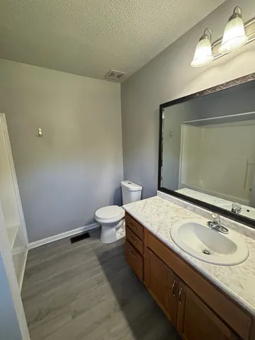 $1,825 | 3404 Queensbury Road, Clarksville, TN 37042