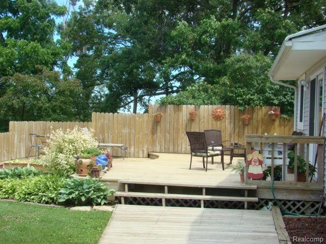 4214 Stanley Road Columbiaville, MI 48421 - Photo 27 of 46 Steps_to_back_decking.jpg