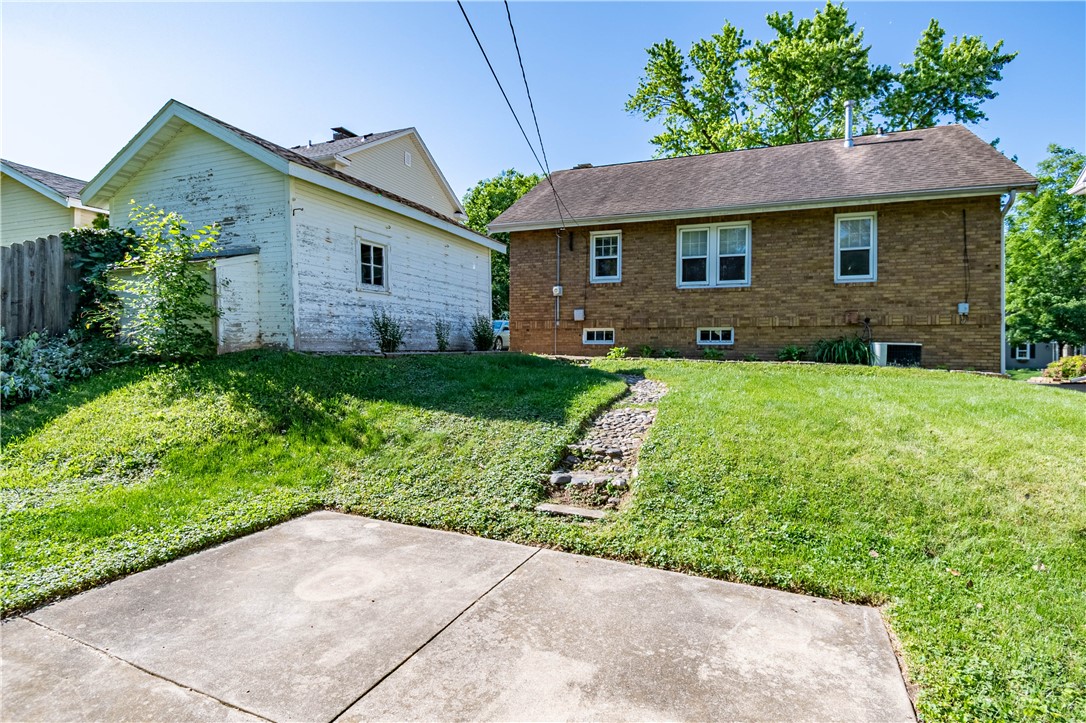 1634 Riverview Avenue Decatur, IL 62522 - Photo 19 of 24