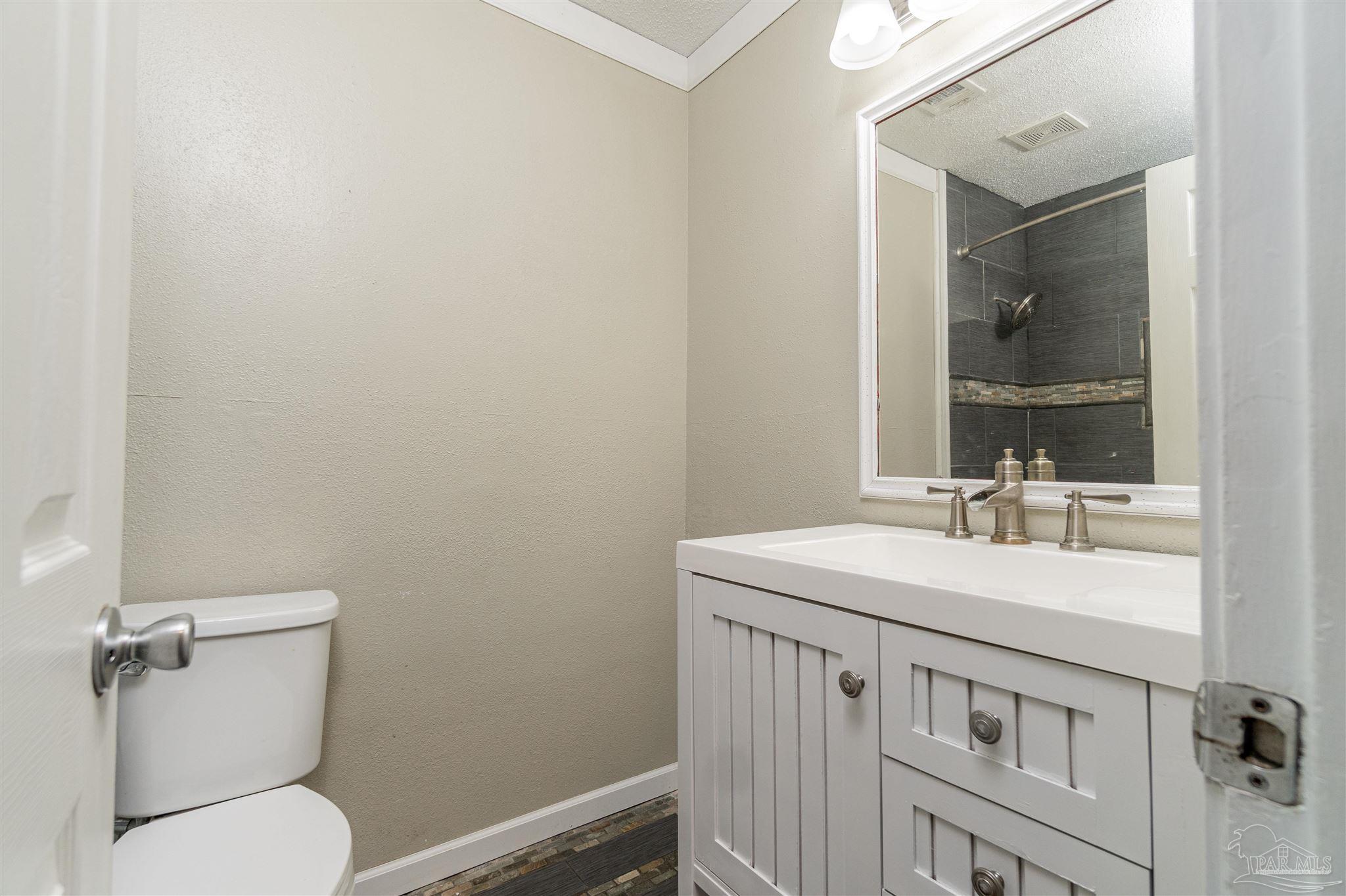 460 Tall Pines Road Cantonment, FL 32533 - Photo 19 of 33 Gallery Image 19