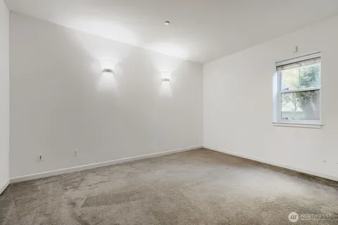 $1,500,000 | 303 Bellevue Way Southeast, Bellevue, WA 98004