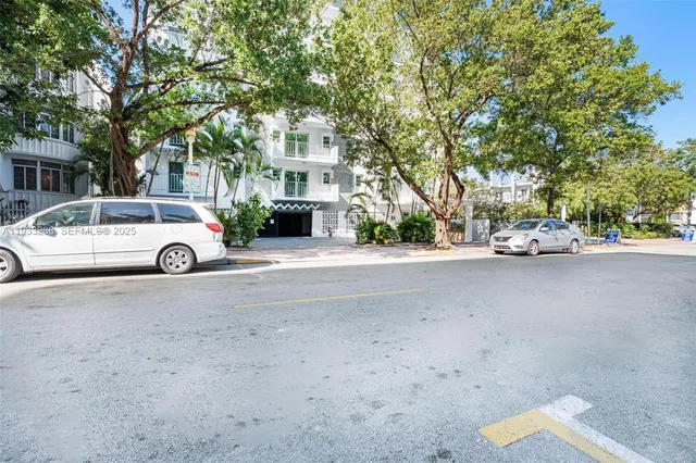 $475,000 | 1820 James Avenue, Unit 2A, Miami Beach, FL 33139