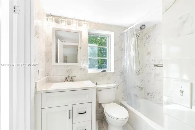 $475,000 | 1820 James Avenue, Unit 2A, Miami Beach, FL 33139