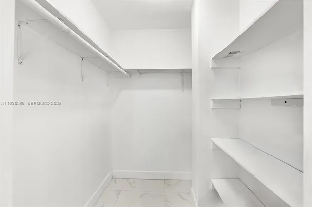 $475,000 | 1820 James Avenue, Unit 2A, Miami Beach, FL 33139