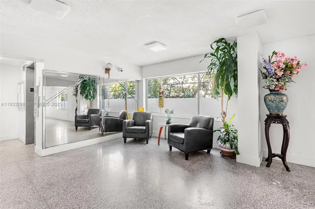 $475,000 | 1820 James Avenue, Unit 2A, Miami Beach, FL 33139