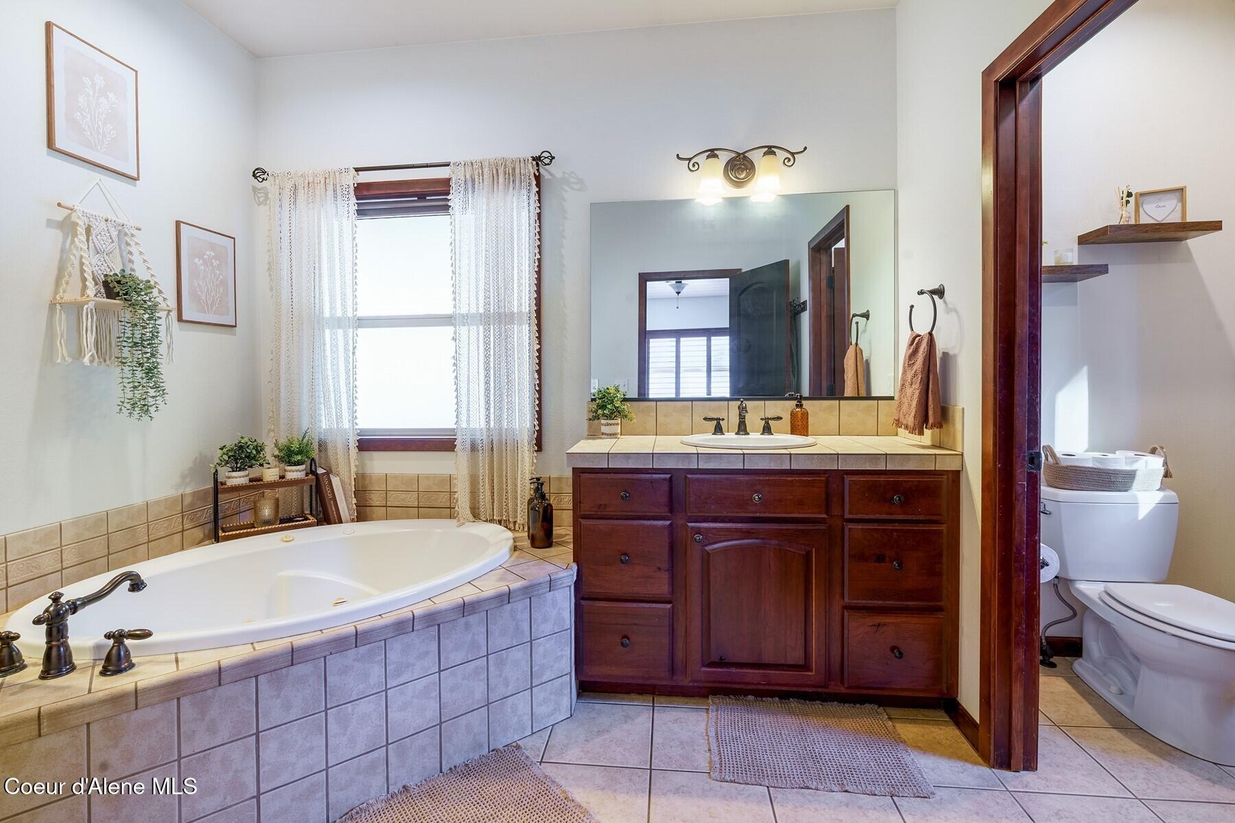 14558 North Saddle Ridge Road Rathdrum, ID 83858 - Photo 17 of 58 moonhedmedia14558NSaddleRidgeMLS