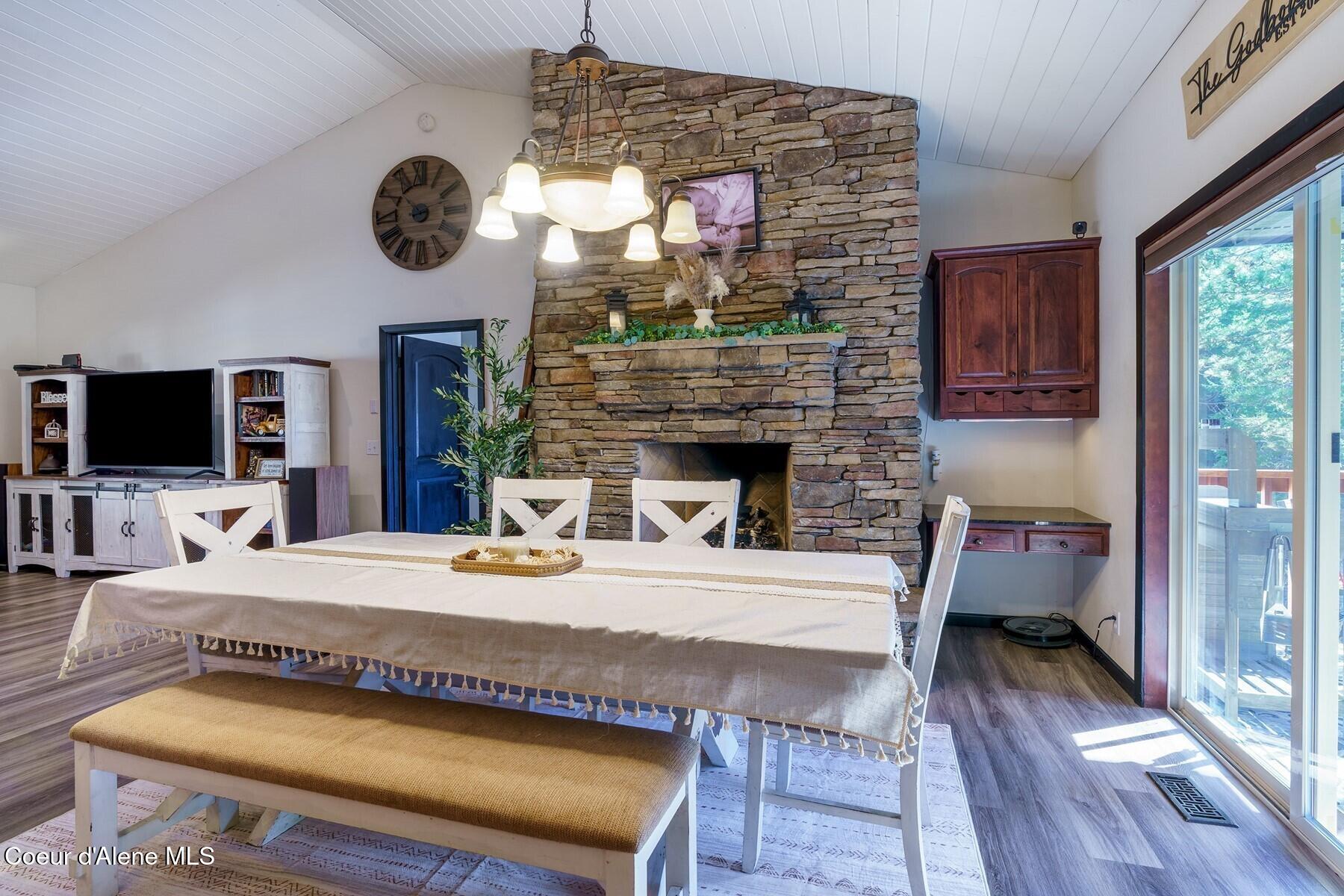 14558 North Saddle Ridge Road Rathdrum, ID 83858 - Photo 9 of 58 moonhedmedia14558NSaddleRidgeMLS