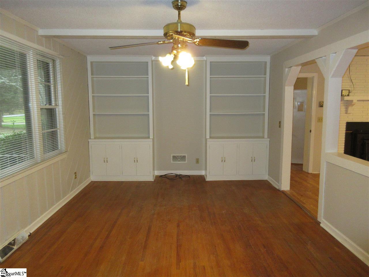 405 Calhoun Road Belton, SC 29627 - Photo 2 of 23