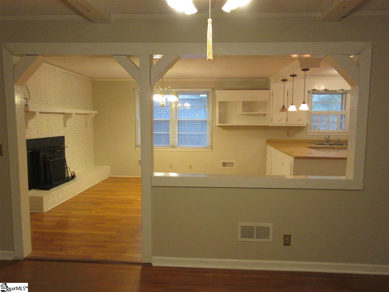 405 Calhoun Road Belton, SC 29627 - Photo 3 of 23