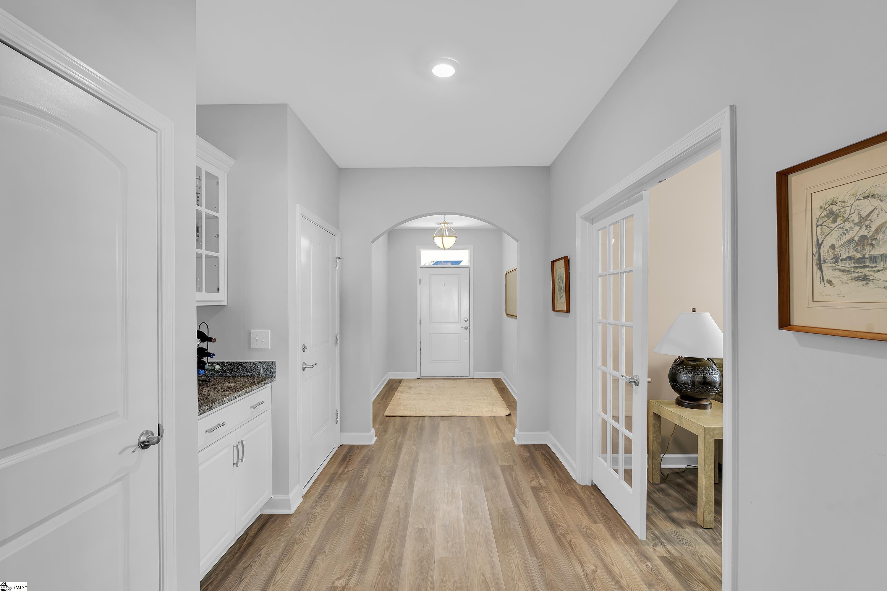 412 Rubia Drive Greenville, SC 29607 - Photo 15 of 35 10 Foot Ceilings