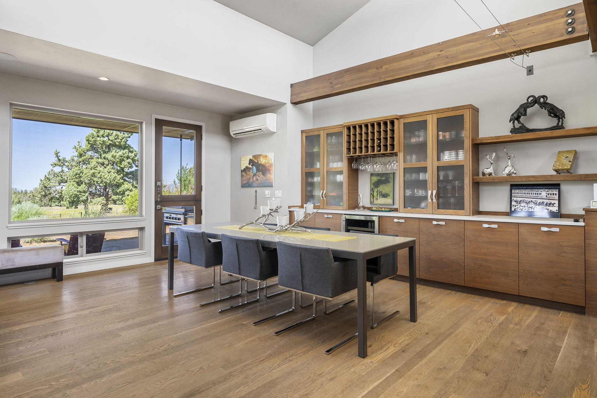 23420 Bear Creek Road Bend, OR 97701 - Photo 13 of 54 Dining Area