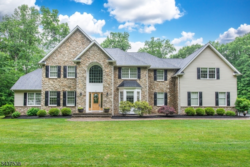 18 Stoneybrook Road Long Valley, NJ 07853 - Photo 1 of 49