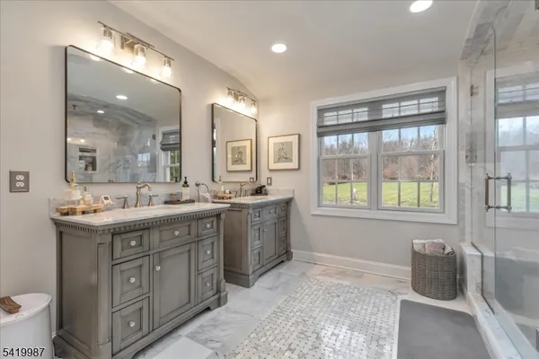 $1,875,000 | 38 Still Hollow Road, Lebanon, NJ 08833