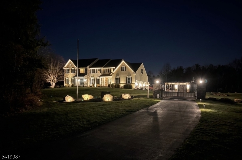 38 Still Hollow Road Lebanon, NJ 08833 - Photo 3 of 50