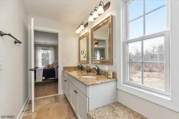 $1,875,000 | 38 Still Hollow Road, Lebanon, NJ 08833
