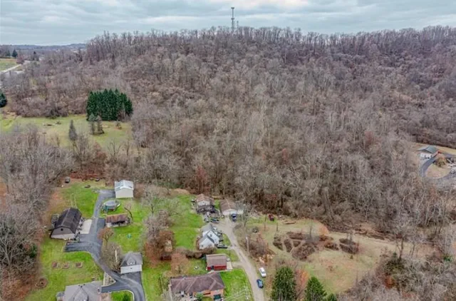 $64,900 | 100 Robbins Drive, West Newton, PA 15089