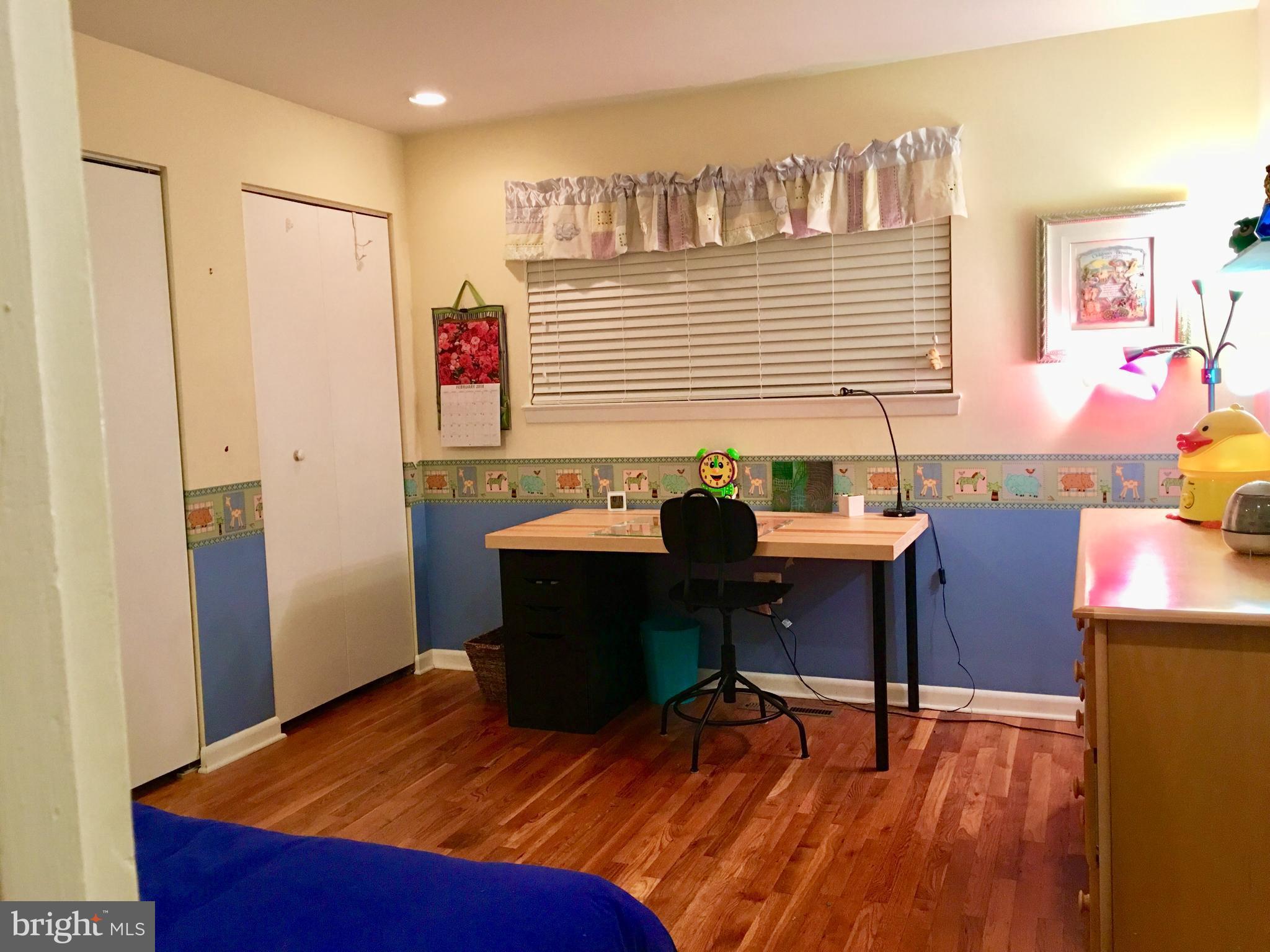 4 Eden Roc Court Baltimore, MD 21208 - Photo 15 of 22 Bedroom