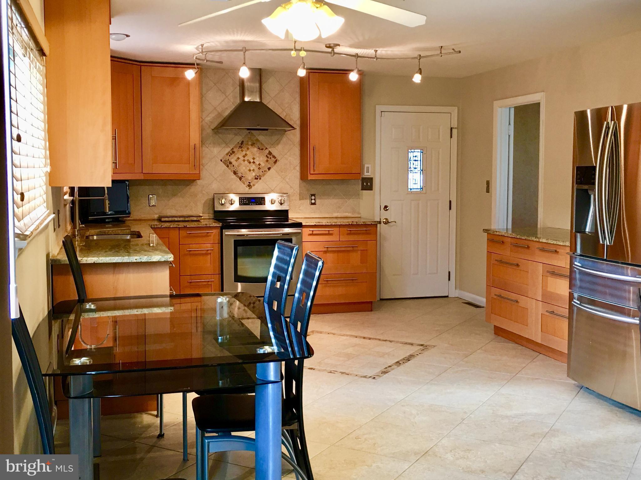 4 Eden Roc Court Baltimore, MD 21208 - Photo 8 of 22 Kitchen
