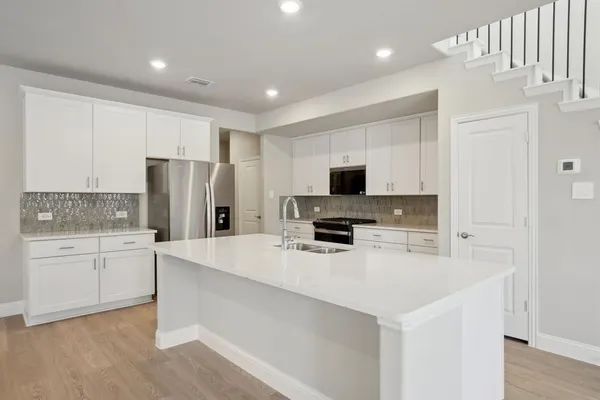 $461,617 | 2773 Kobuk Drive, Corinth, TX 76210