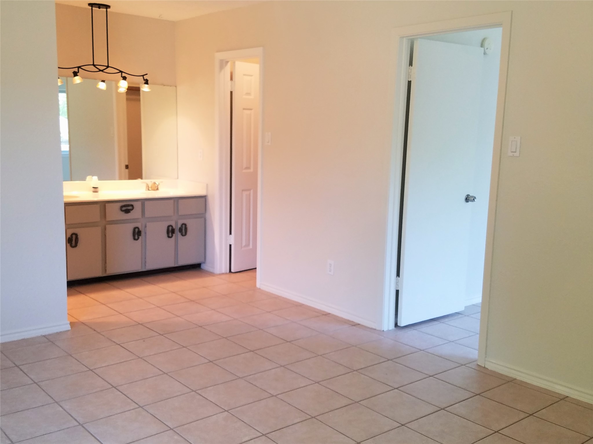 3607 Cornerstone Round Rock, TX 78681 - Photo 9 of 15