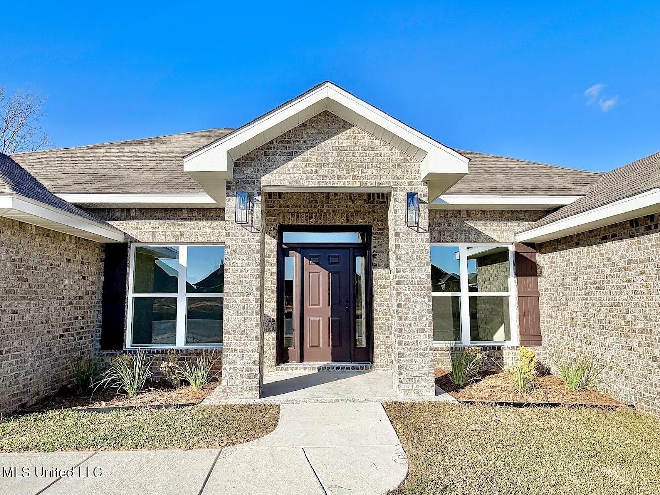 14892 Fritz Circle Gulfport, MS 39503 - Photo 25 of 35 hm 51 2202A front entry