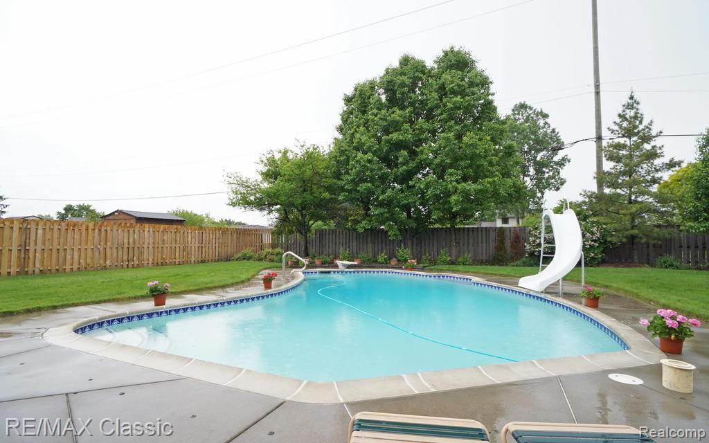 5993 Wedgewood Road Canton, MI 48187 - Photo 24 of 25 Fenced yard with built in sprinklers