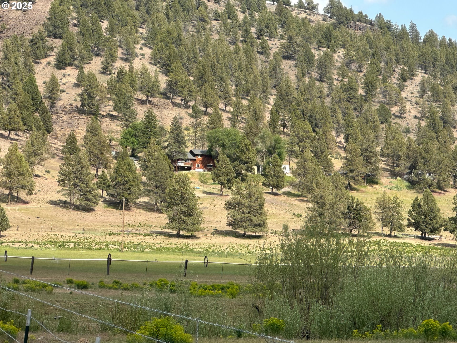 4800 Mill Creek Road Prineville, OR 97754 - Photo 2 of 40 a view of ocean