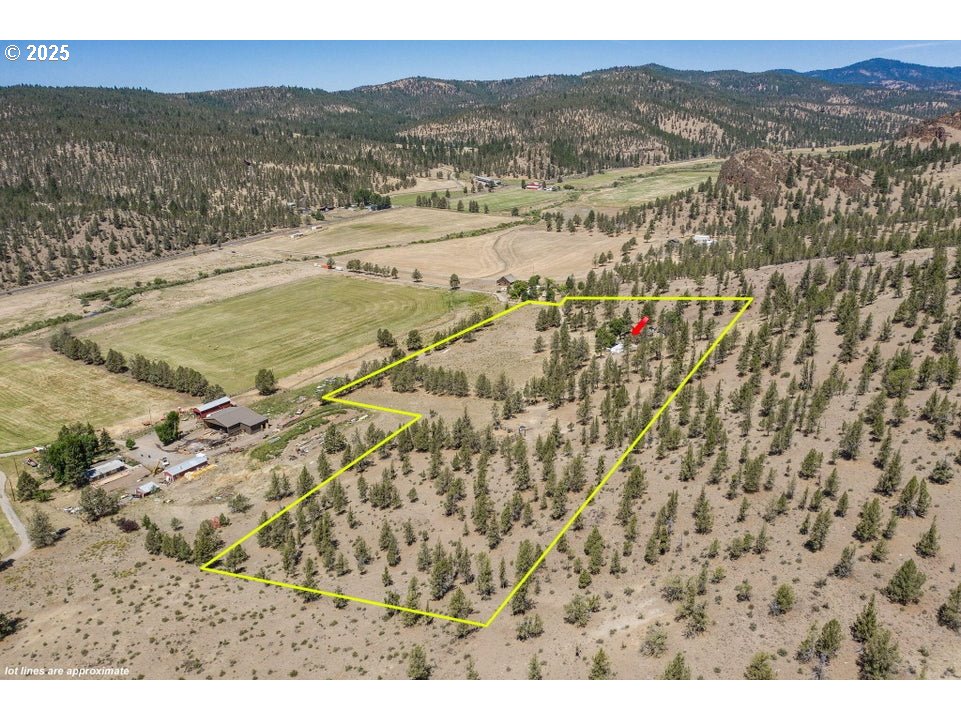 4800 Mill Creek Road Prineville, OR 97754 - Photo 26 of 40 a view of an ocean