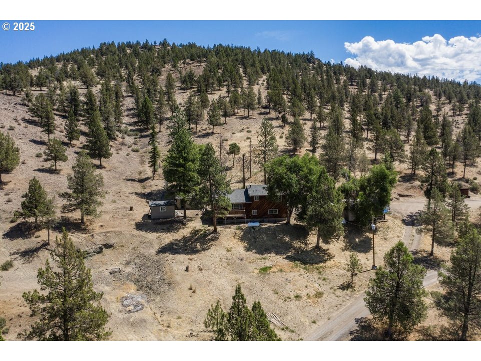 4800 Mill Creek Road Prineville, OR 97754 - Photo 30 of 40 a view of outdoor space and yard