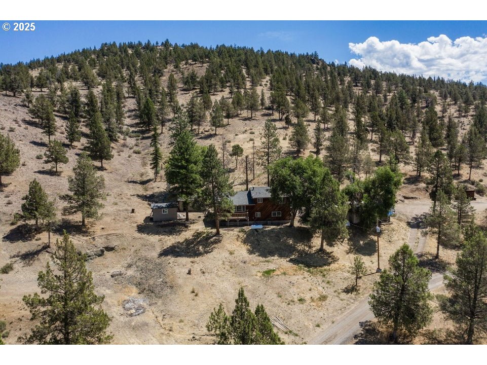 4800 Mill Creek Road Prineville, OR 97754 - Photo 34 of 40 a view of outdoor space and yard