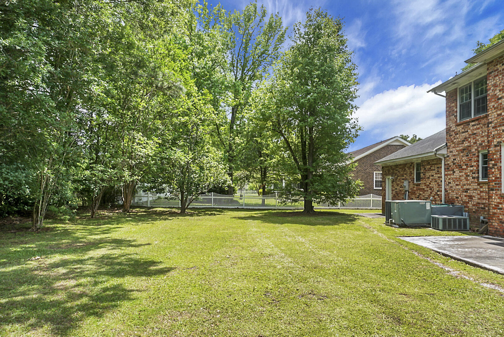 8134 Waltham Road North Charleston, SC 29406 - Photo 5 of 51 DSC08006