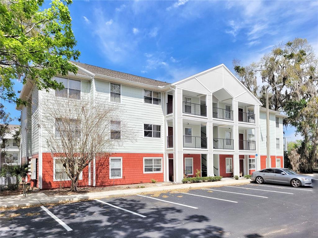 2360 Southwest Archer Road, Unit 505 Gainesville, FL 32608 - Photo 2 of 27