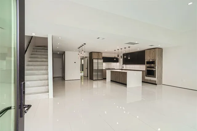 $5,995 | 2203 Walsh Tarlton Lane, Unit A, Austin, TX 78746