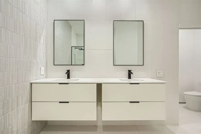 $5,995 | 2203 Walsh Tarlton Lane, Unit A, Austin, TX 78746