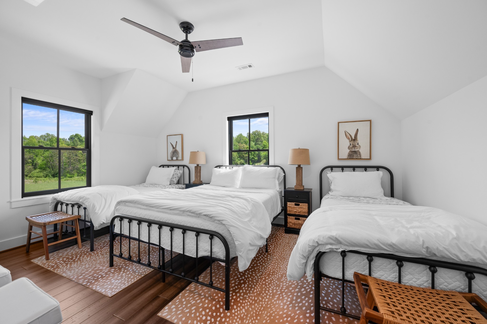 1912 Joppa Road Walling, TN 38587 - Photo 27 of 67 a bedroom with double bed windows and a rug