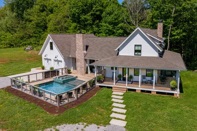 $1,400,000 | 1912 Joppa Road, Walling, TN 38587