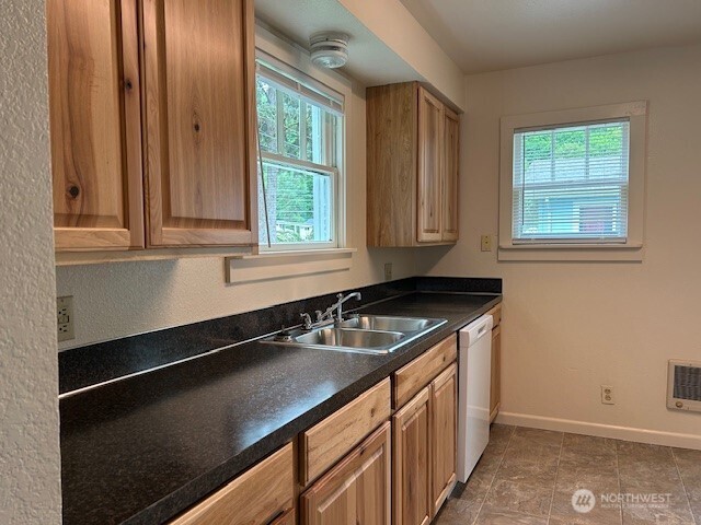 2025 46th Avenue Longview, WA 98632 - Photo 5 of 13