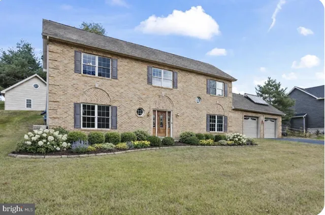 $459,900 | 7304 Sandy Hollow Road, Harrisburg, PA 17112