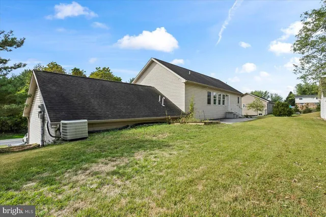 a view of backyard of house