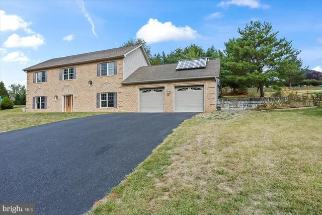 $459,900 | 7304 Sandy Hollow Road, Harrisburg, PA 17112