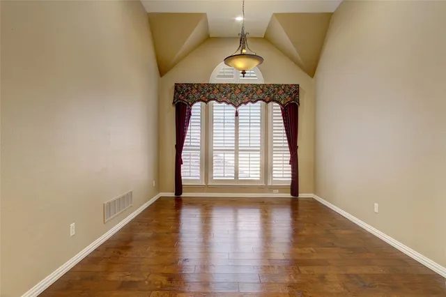 $2,500 | 8803 Falcon View Drive, McKinney, TX 75072