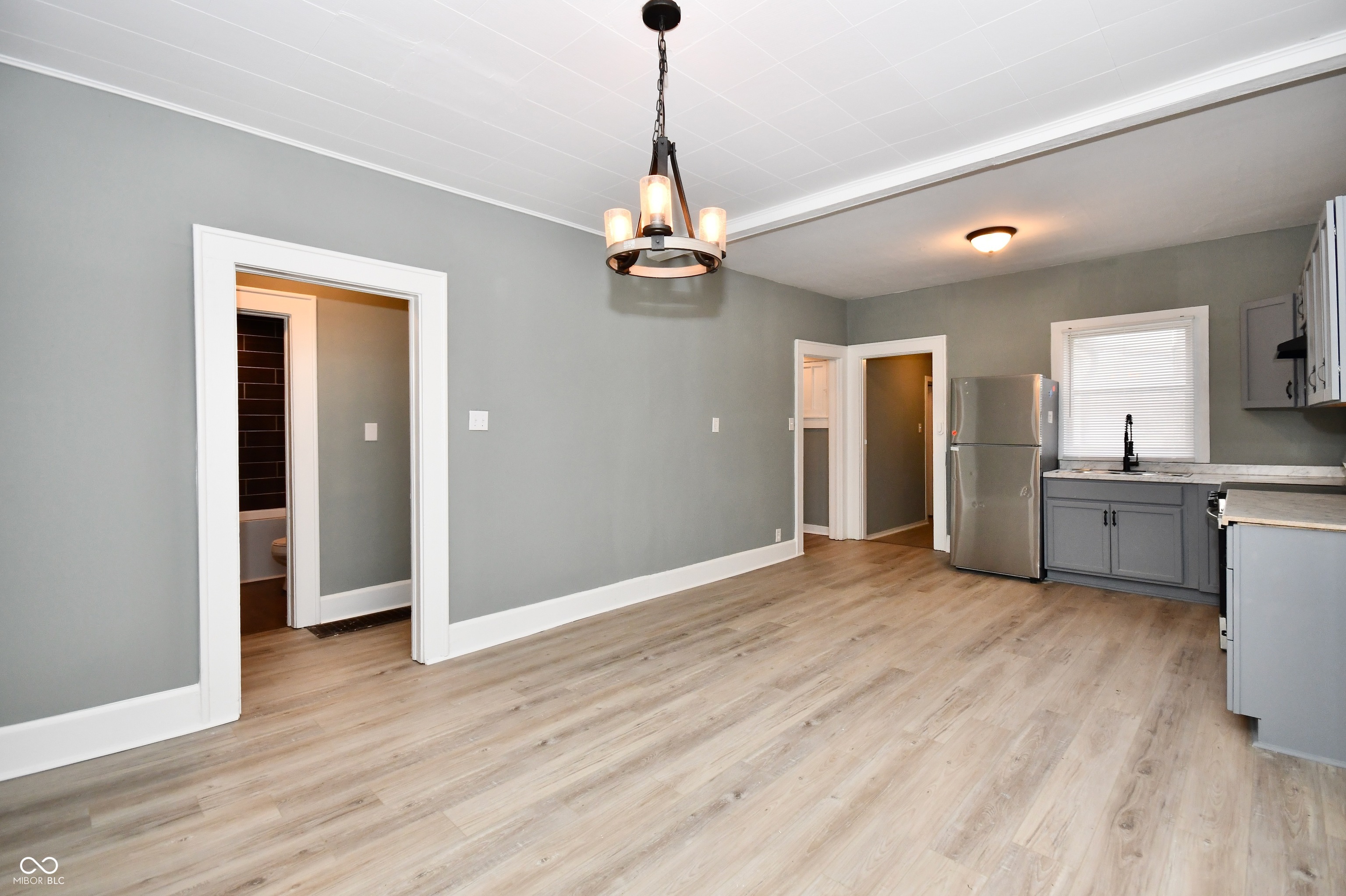 912 West 1st Street Anderson, IN 46016 - Photo 27 of 43