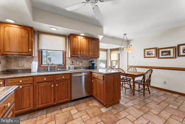 $565,000 | 656 Vance Neck Road, Middletown, DE 19709