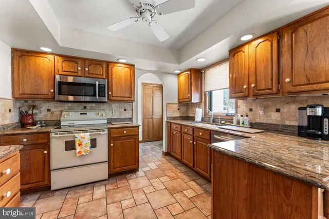 $565,000 | 656 Vance Neck Road, Middletown, DE 19709