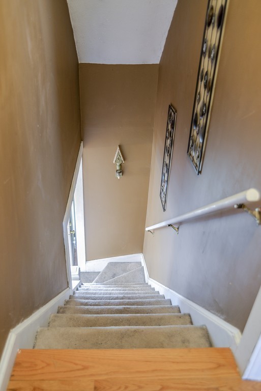 17 Violet Road Peabody, MA 01960 - Photo 11 of 24 Gallery Image 11