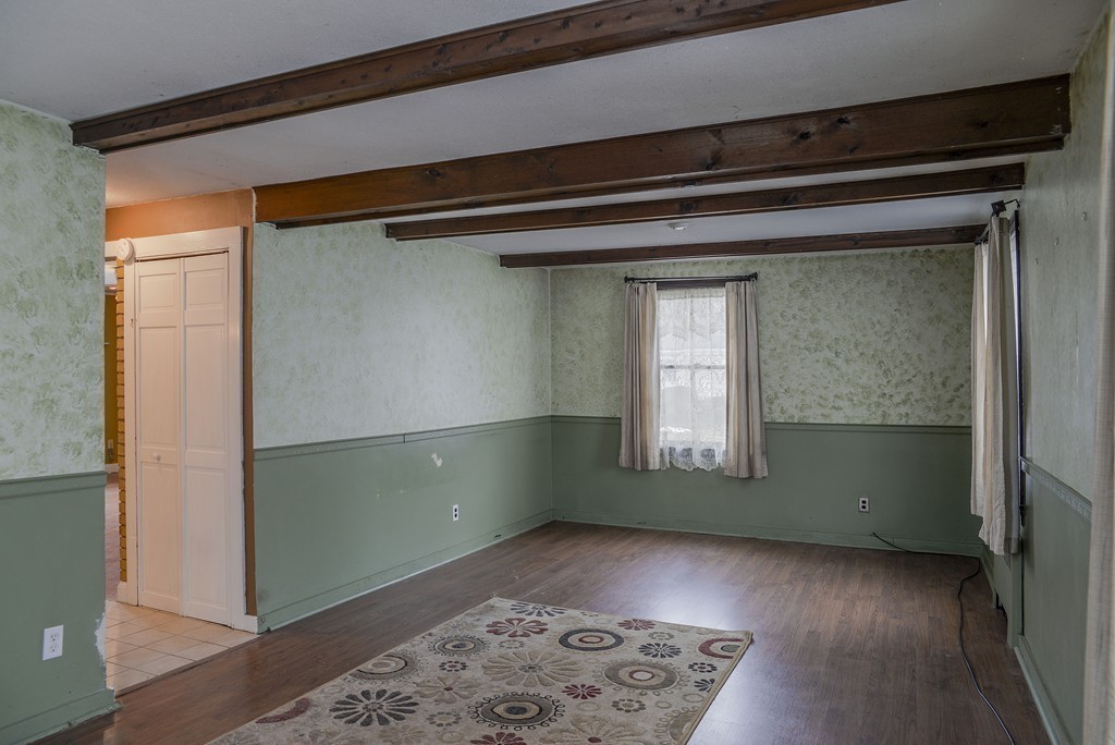 17 Violet Road Peabody, MA 01960 - Photo 9 of 24 Gallery Image 9