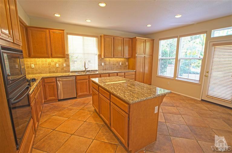 105 Park Hill Road Simi Valley, CA 93065 - Photo 7 of 20 Additional Photo